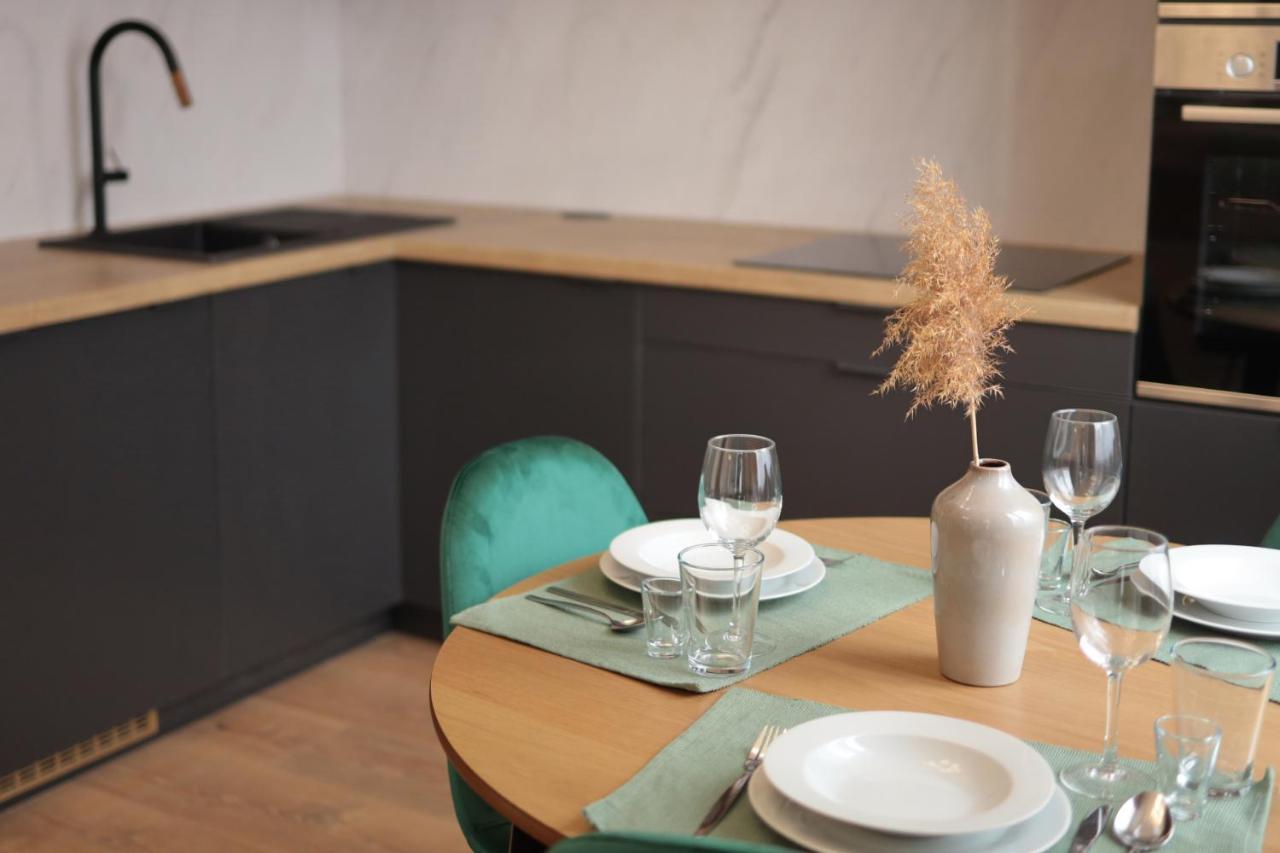 Beautiful And Stylish 2 Bedroom In The Center And In The Pedestrian Zone Bratysława